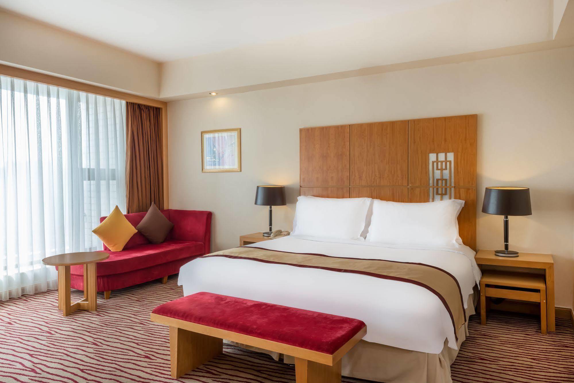 Crowne Plaza Zhanjiang Kang Yi, An Ihg Hotel Eksteriør bilde