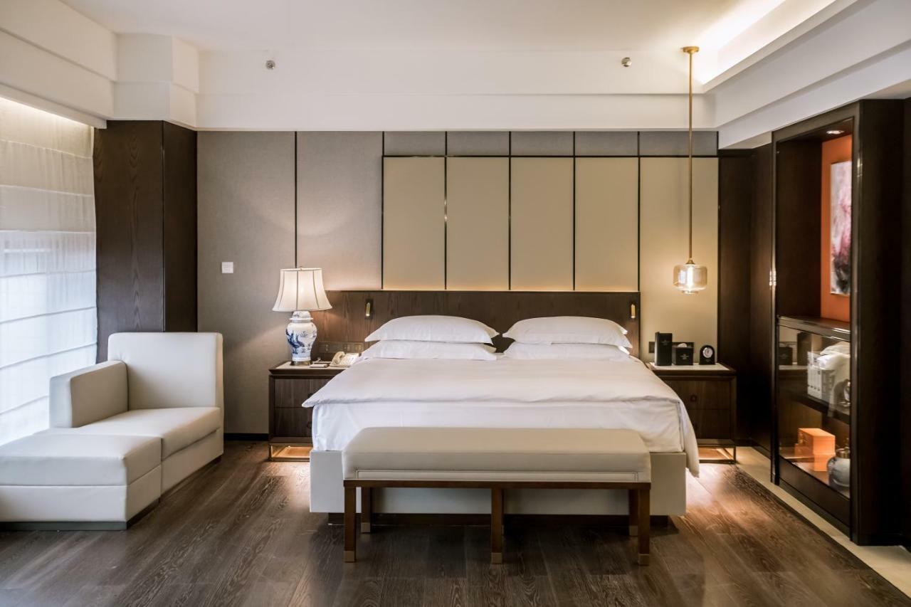 Crowne Plaza Zhanjiang Kang Yi, An Ihg Hotel Eksteriør bilde