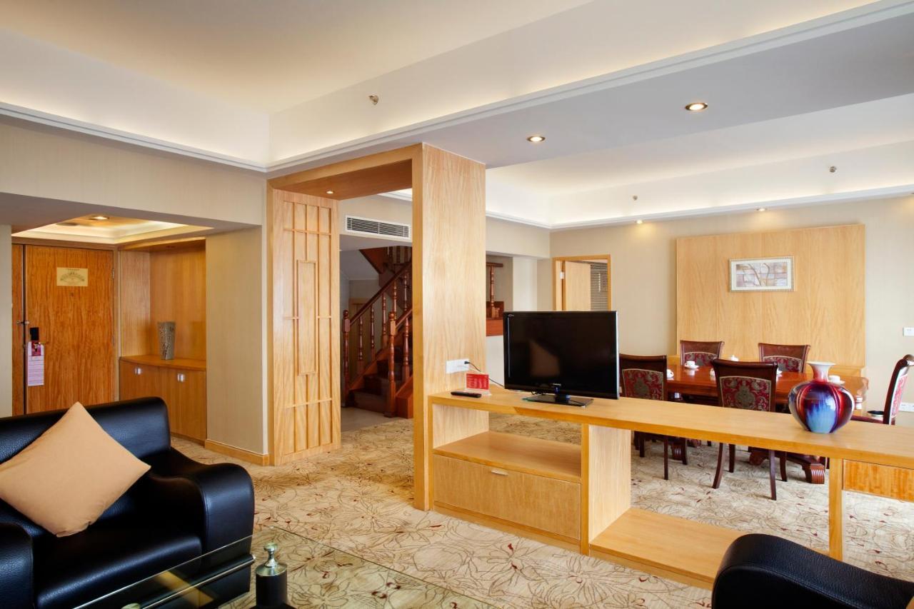 Crowne Plaza Zhanjiang Kang Yi, An Ihg Hotel Eksteriør bilde